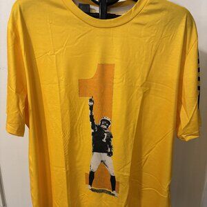 Men's T-Shirt 2XL for a Green Bay Packers Fan New